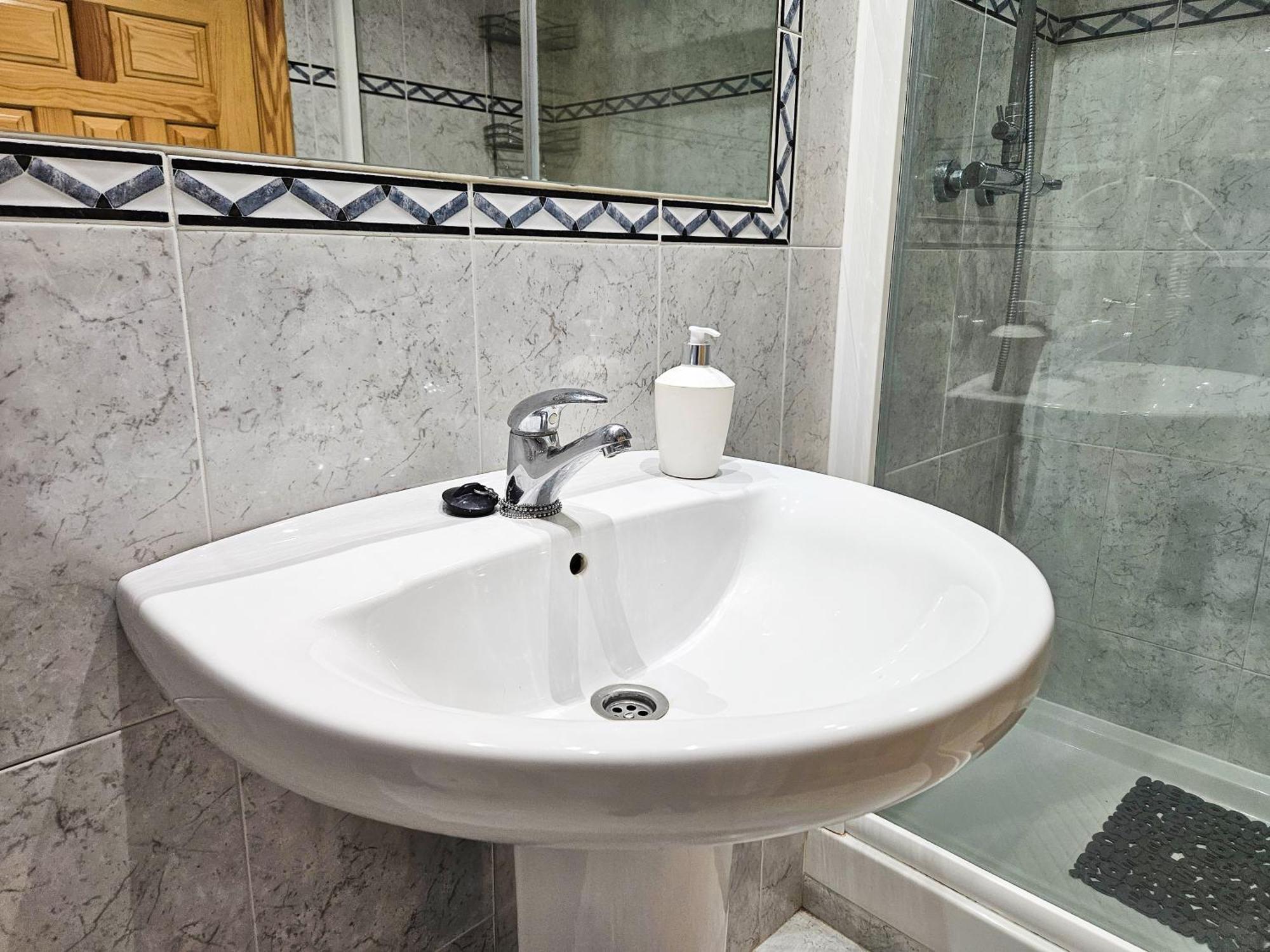 Apartamentos Gavin Biescas 3000 Kültér fotó